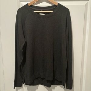 NWT Lou & Grey SignatureSoft Sweatshirt